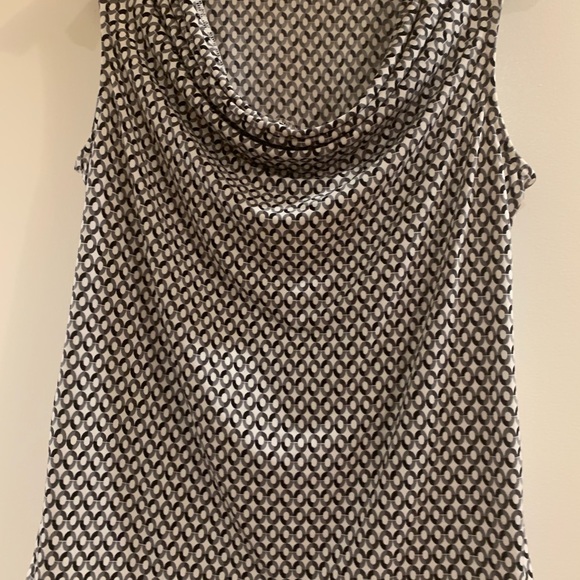 Blouses - Picture 4 of 4